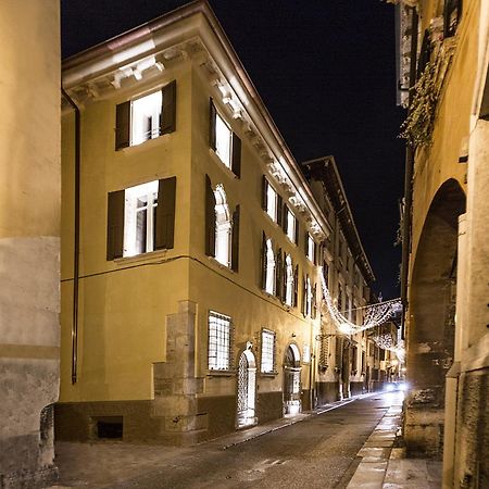 Residenza Palazzo Brenzoni Leilighet Verona Eksteriør bilde